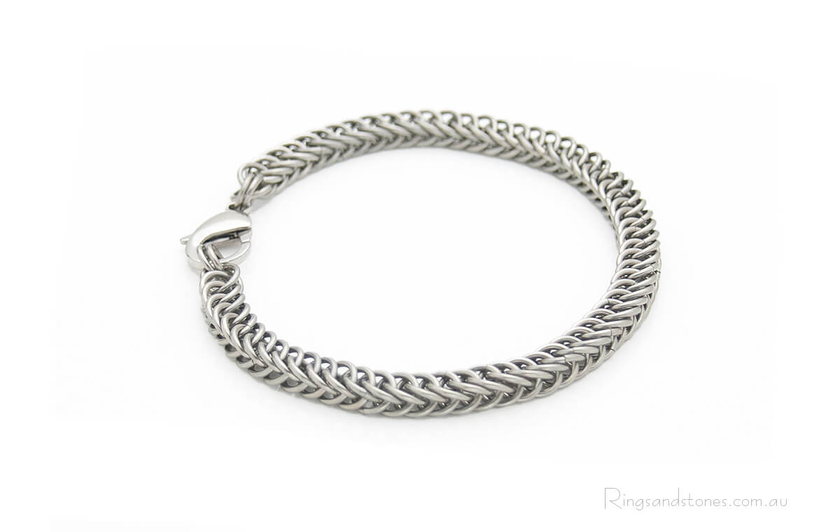 Mans chainmaille stainless steel chain bracelet