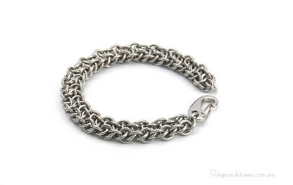 Mans stainless steel chainmaille bracelet